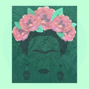 Frida Khalo Green Tshirt size Small